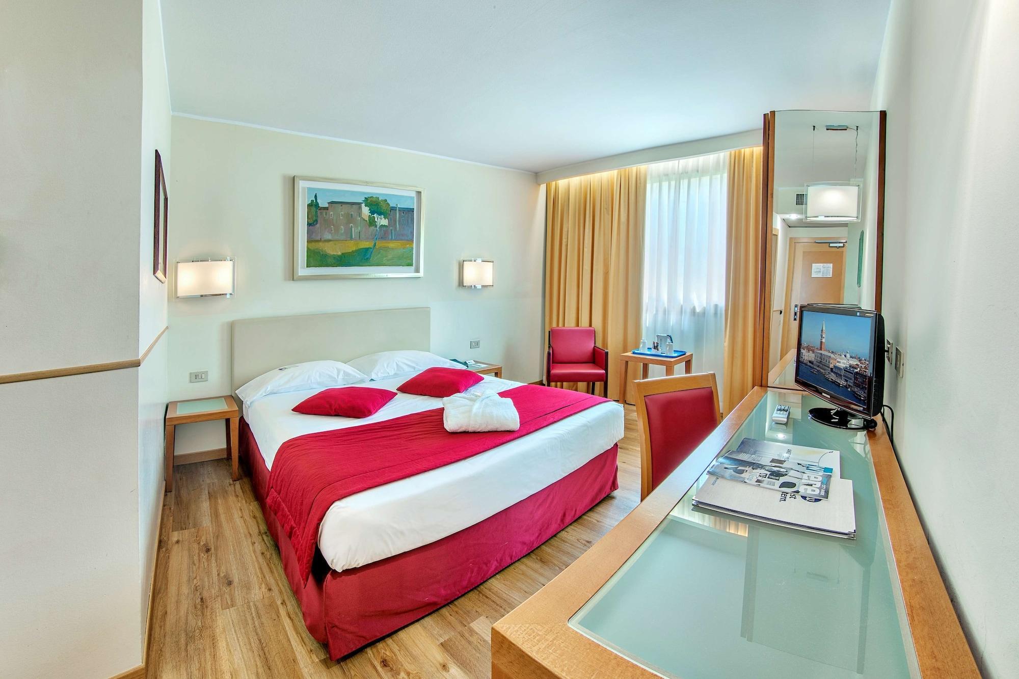 B&B Hotel Quarto dʼAltino Esterno foto
