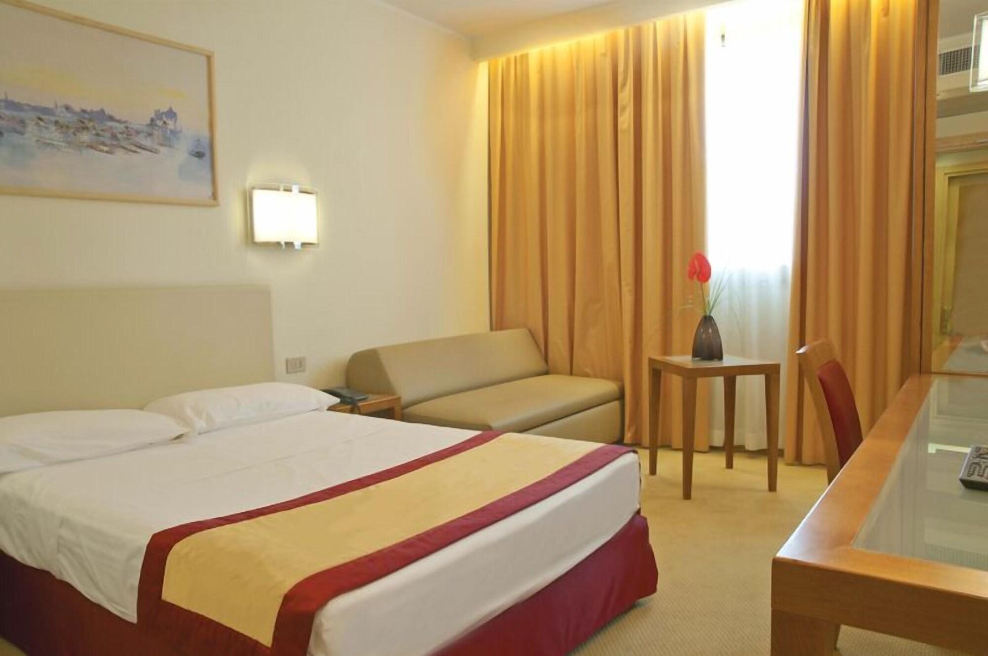 B&B Hotel Quarto dʼAltino Esterno foto