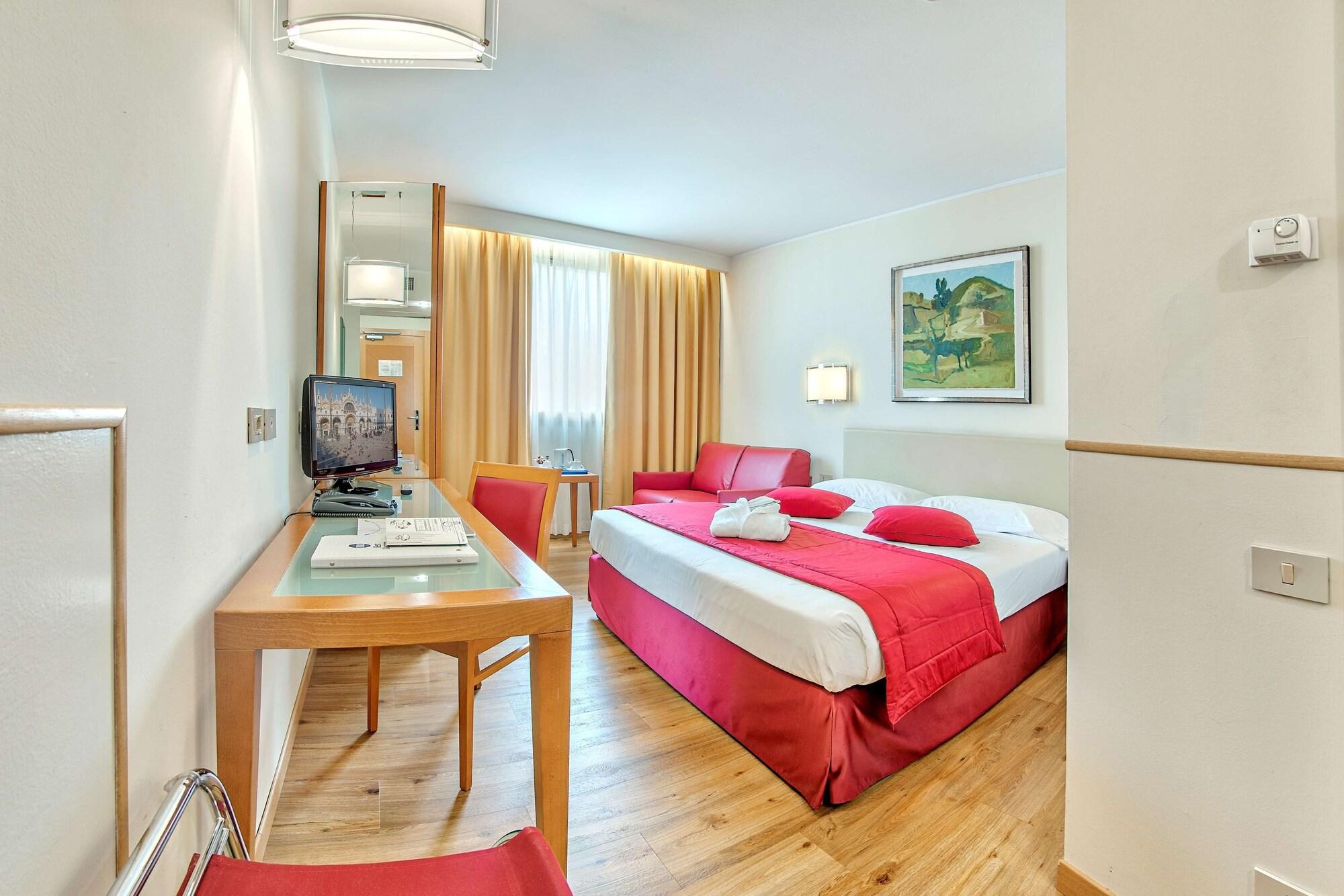 B&B Hotel Quarto dʼAltino Esterno foto