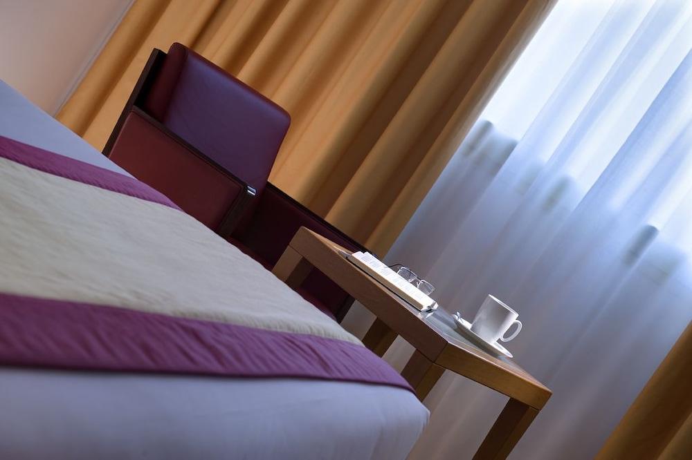 B&B Hotel Quarto dʼAltino Esterno foto